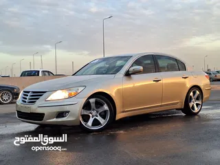  2 HYUNDAI GENESIS 2011