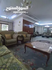  5 فيلا للبيع في الصويفية - REF : 12169
