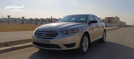  8 ford taurus 2017