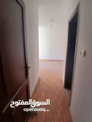  2 شقه فارغه للإيجار سوبر ديلوكس في الجبيهه حي ام زويتينه طابق اول