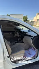  7 White Nissan x-trail 2015 model 7 seater GCC 228km for sale