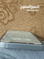  9 Iphone 12miniحاله ممتازه. ( مع باور بانك مغناطيسي واير بوت و3 كفرات للهاتف)