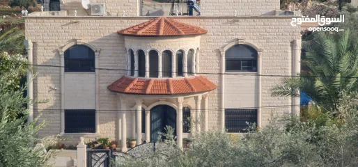  6 فيلا. للبيع