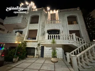  1 فيلا للبيع بسبب السفر