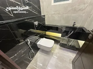  24 شقة شبه مفروشة في منطقة عبدون ( Property 40234 ) سنوي فقط