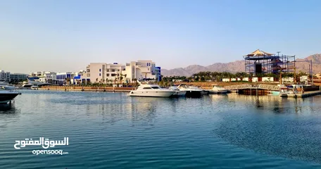  12 شاليهات للايجار اليومي والشهري والسنوي  متوفر بعدة احجام متوفر شاليهات غرفه وفر غرفتين ويوجد 3 واربع