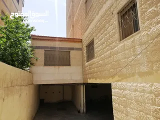  2 شقة أرضية فارغة للإيجار