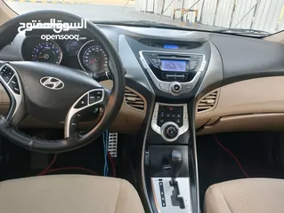  17 Hyundai Elantra