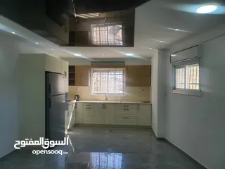  13 شقة مميزة للايجار