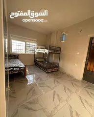  7 شاليه جزيرة الاميرات شرق جرش طريق جرش الزرقاء، مكان مميز بموقعه واطلالته لقضاء اجمل الاوقات