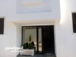  1 شقه للبيع في جنزور الشرقيه شارع مياه خلف مستشفى شيماء