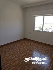  5 شقة للبيع في ماركا الشماليه حي الونانات (مطلة)
