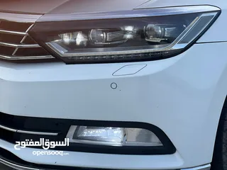  8 باسات B8.    VW