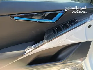  6 كيا نيرو 2025