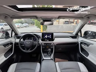  14 Toyota RAV4 XLE 2024