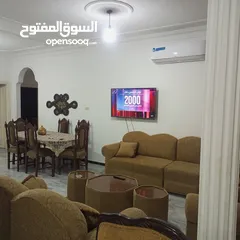  4 شقة مفروشة أرضية للايجار في ضاحية الرشيد 4 مكيفات بكل غرفة مكيف وبئر ماء خاص للشقة