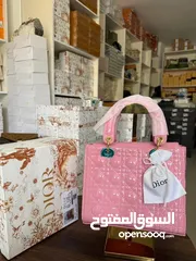  23 متجر لبيع الحقائب جملة و مفرق توصيل الى جميع انحاء البلاد