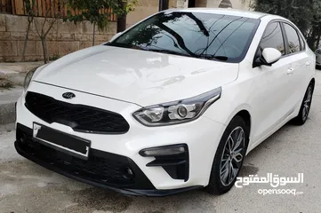  6 البصمه لتأجير السيارات  المميزه