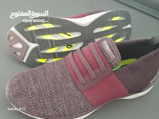  14 شروة احذيه  البيع كامل الكميه 30 حبه