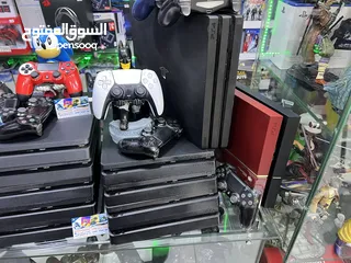  6 اجهزة بلاستيشن بحالة الوكالة كفاله خطيه  هديه مع كل جهاز عالم ارجوان للبلاستيشن