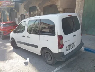  9 بيجو بارتنر 2018