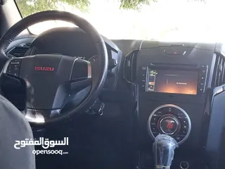  25 بكب ايسوزو دي ماكس Gt اصلي مديل 2020  فحص كامل لون ابيض لؤلؤي بسعر مغري قابل للبدل