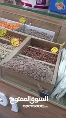  18 محمص للبيع بكامل عدته وبضاعته البيع بداعي السفر والعودة الى سوريا المحمص يعمل بشكل جيد وقابل للتطوير