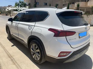  4 هيونداي سانتافي 2020 للبيع