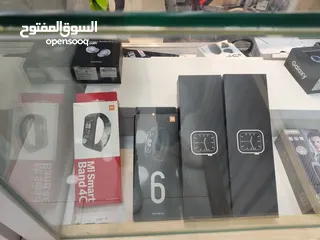  22 بضاعة محل للبيع