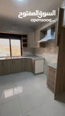  2 شقة مميزة طابقية للايجار في وادي السير