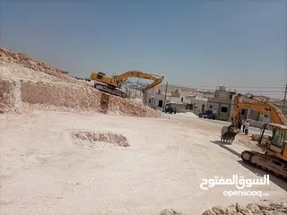 18 بلدوزر D8L +لودر 470 +حفارة 450 +حفارة 300 للإيجار