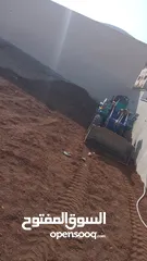  19 جرافه للأجار جرافه اكبيره +صغيره+قلابات مداحل