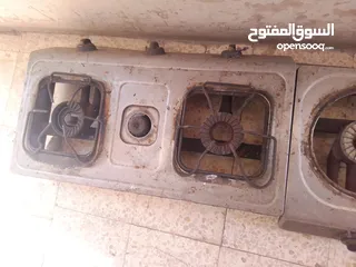  4 غاز عدد 2 بسعر 10 دنانير الاثنين يعمل  وبحاجة لتنظيف