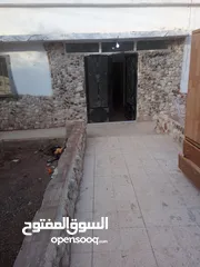  4 منزل مستقل بالزرقاء السخنه حي الصالحيه بجانب مسجد الصالحيه القديم