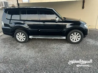  18 Mitsubishi pajero 2010