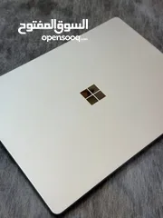 6 Microsoft Surface Go3