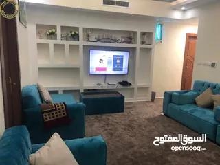  1 شقة أرضية فاخرة للبيع في تلاع العلي - خلف مستشفى تلاع العلي 175م مع ترسات 120م تشطيب سوبر ديلوكس