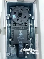  7 زين للزجاج والمرايا والسيكوريت