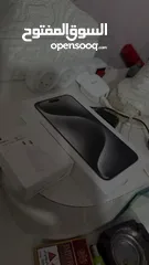  2 iPhone 15 pro max 256  بطارية 100  56 شحنة مش مفتوح ولا مصلح موجود بالخليل