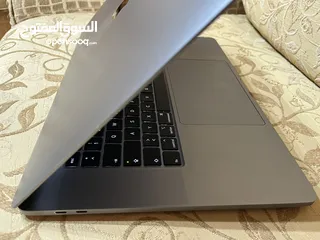  6 Apple MacBook Pro 16“ Intel i9-9980HK 32GB 1 TB AMD Radeon Pro 5500M 4GB Touch Bar