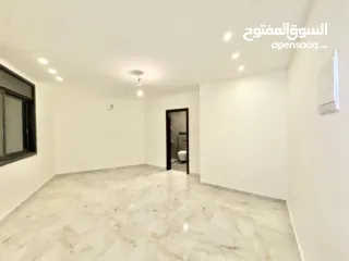  3 شقة طابقية 3 غرف ماستر والعمارة فقط 6 شقق