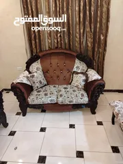  2 طقم كنب زان مصري بحال الوكالة  استخدام اشهر .