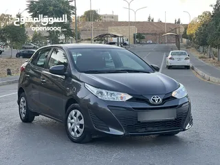  8 تويوتا يارس 2018 فحص 7 جيد وفل اوتوماتيك بحالة الوكالة