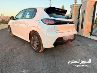  3 بيجو 208 2022