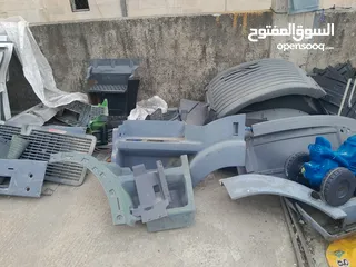  9 قطع شاحنات مرسيدس اصلي  للبيع