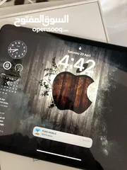  1 ايباد 11 برو 256 GB أمتع ألعاب  iPad Pro 11 inch 4th generation M2  حالة البطارية ‎%‎100 بالباكو