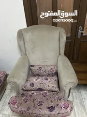  9 طقم كنب 9 مقاعد مستعمل للبيع – نظيف ولون بيج