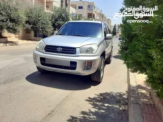  8 تويوتا راف 4، موديل 2002، بتمشي 160-180 كم