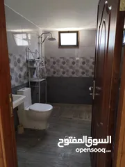  12 تأجير شقة غير مفروشة