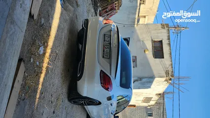  4 MERCEDEC BENZ C200 YEAR 2017 سيارة مميزة جدا جدا 6 انظمة قيادة السعر على الكاش فقط والسعر نهائي ..